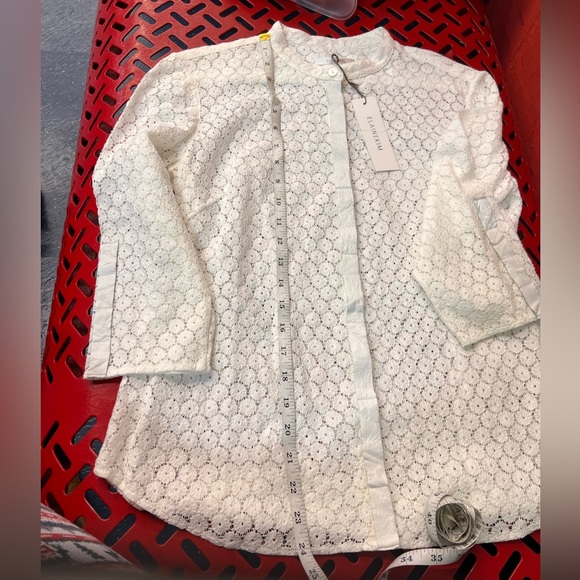 NEW ELAINE Kim Lace button down top - Picture 5 of 6